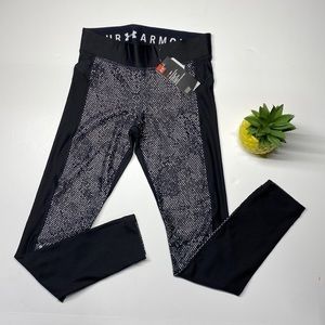 NWT Under Armour Heat Gear Compression Leggings​​​​​​​​​
